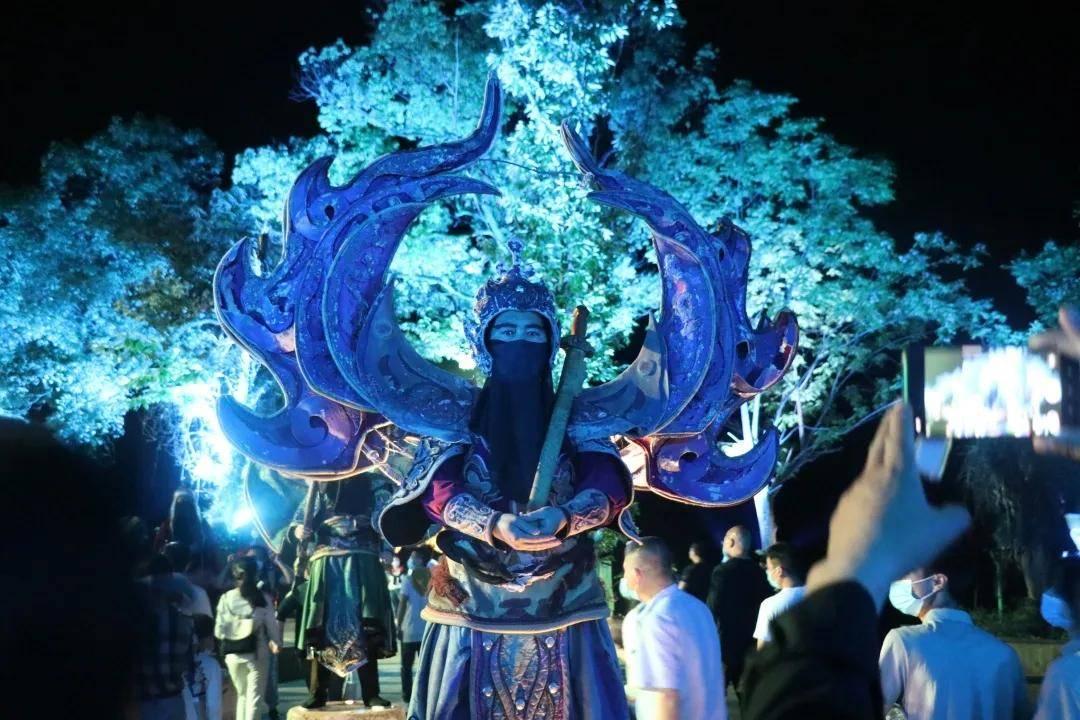 《幻兽帕鲁》服务器崩溃?开发团队:正全力以赴回应